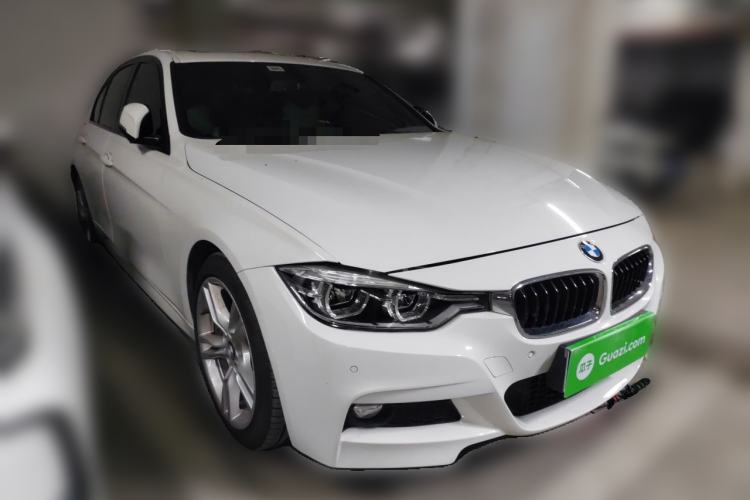 Used BMW 3 Series 2017 320i M Sport Front Right 45 Deg