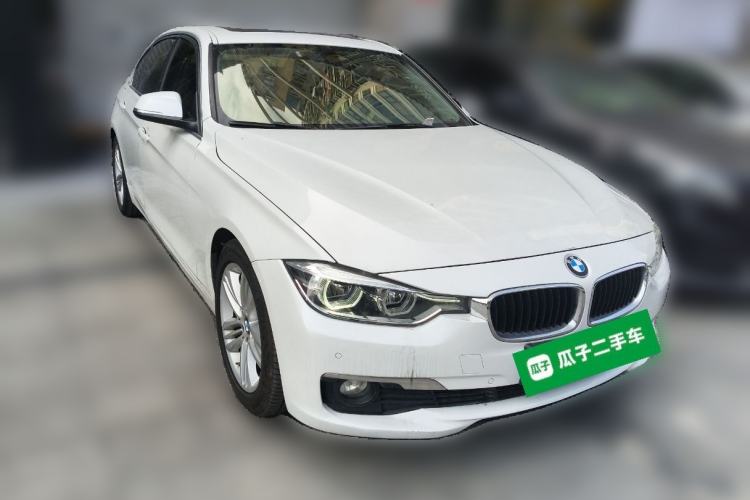 Used BMW 3 Series 2017 320Li Fashion Model Front Right 45 Deg