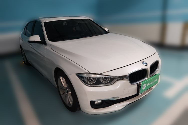 Used BMW 3 Series 2017 320Li Fashion Model Front Right 45 Deg