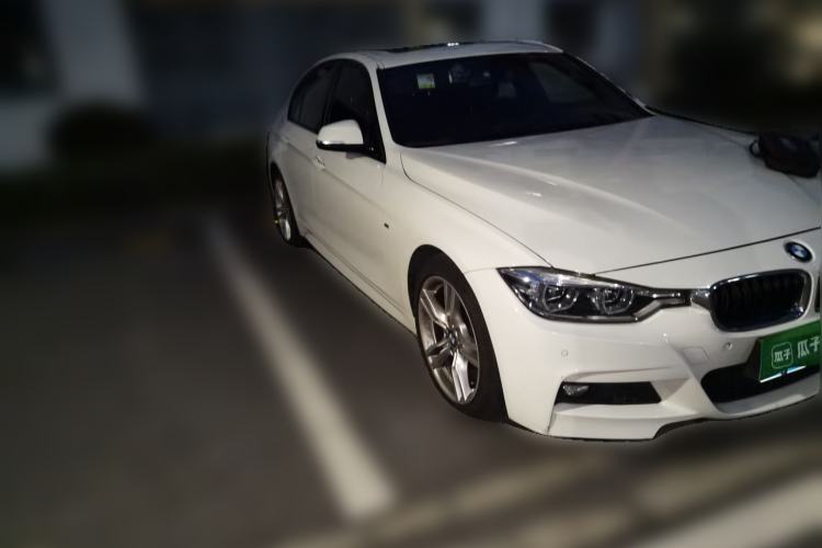 Used BMW 3 Series 2017 320i M Sport Front Right 45 Deg