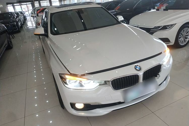 Used BMW 3 Series 2017 320Li xDrive Fashion Model Front Right 45 Deg
