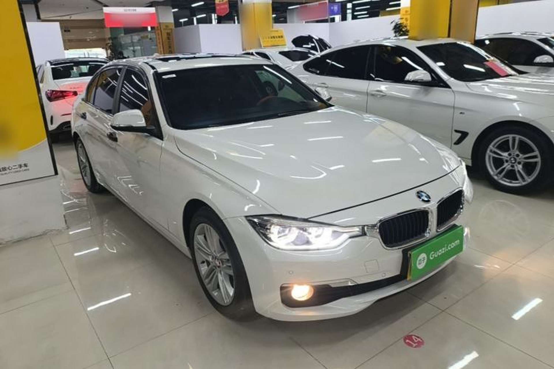 Used BMW 3 Series 2017 320Li xDrive Fashion Model Front Right 45 Deg