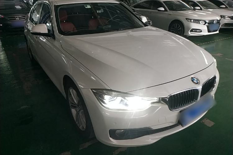 Used BMW 3 Series 2017 320Li Fashion Model Front Right 45 Deg