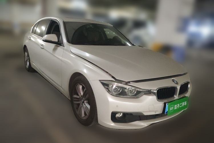 Used BMW 3 Series 2017 320Li Fashion Model Front Right 45 Deg