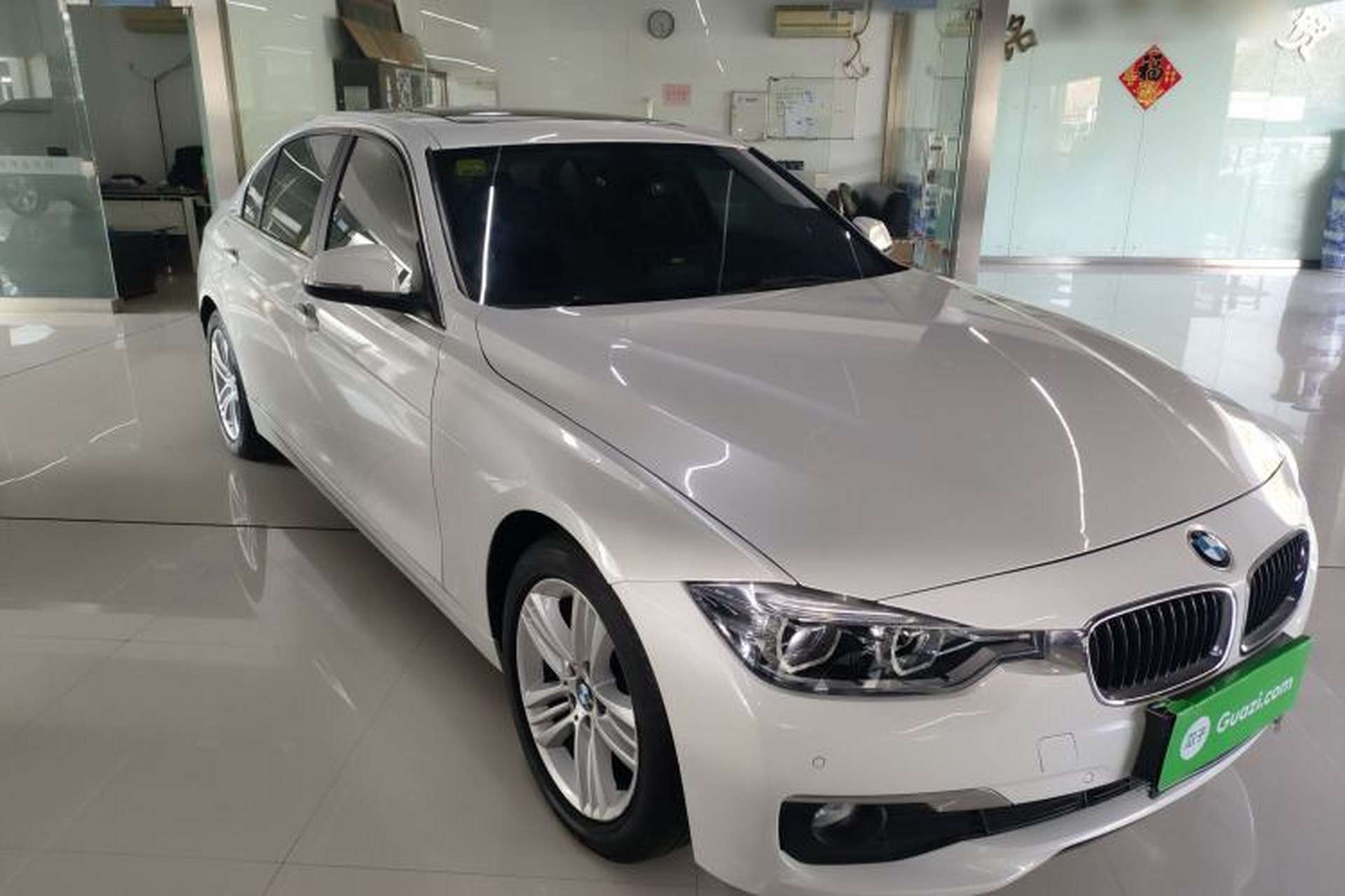 Used BMW 3 Series 2017 320Li xDrive Fashion Model Front Right 45 Deg