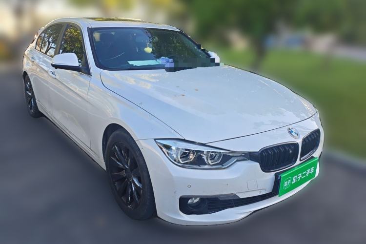Used BMW 3 Series 2017 318Li Fashion Model Front Right 45 Deg