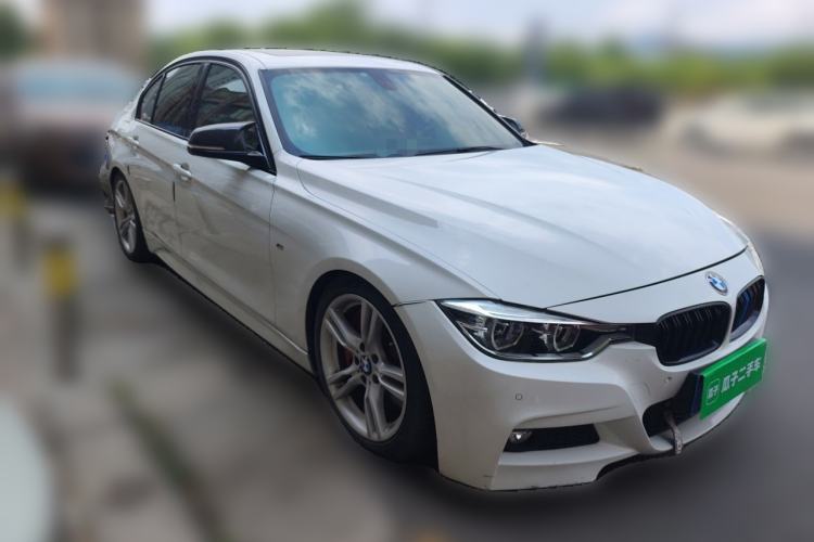 Used BMW 3 Series 2017 320i M Sport Front Right 45 Deg