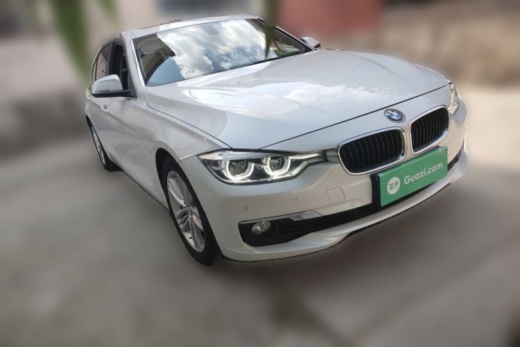 Used BMW 3 Series 2017 320Li Fashion Model Front Right 45 Deg