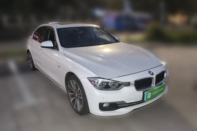 Used BMW 3 Series 2017 320Li Luxury Design Package Front Right 45 Deg