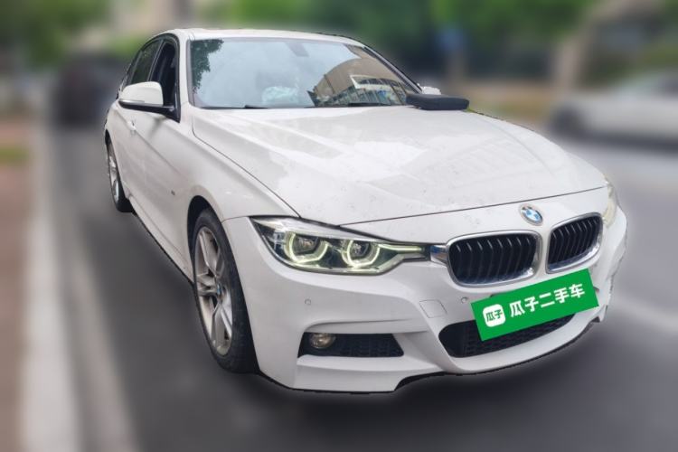 Used BMW 3 Series 2017 320i M Sport Front Right 45 Deg