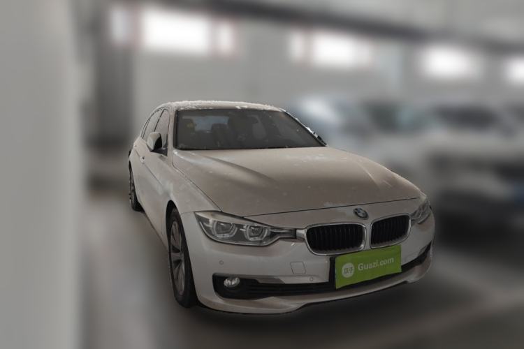 Used BMW 3 Series 2017 318Li Fashion Model Front Right 45 Deg