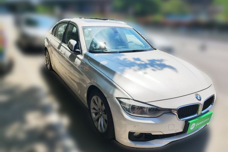 Used BMW 3 Series 2017 318Li Fashion Model Front Right 45 Deg