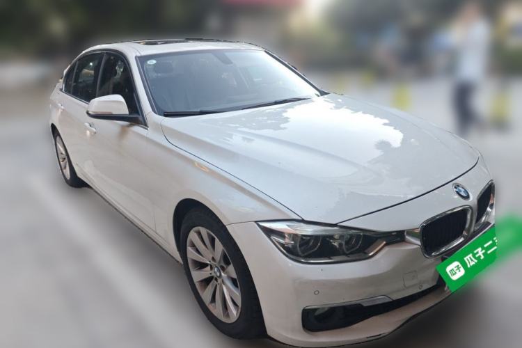 Used BMW 3 Series 2017 318Li Fashion Model Front Right 45 Deg