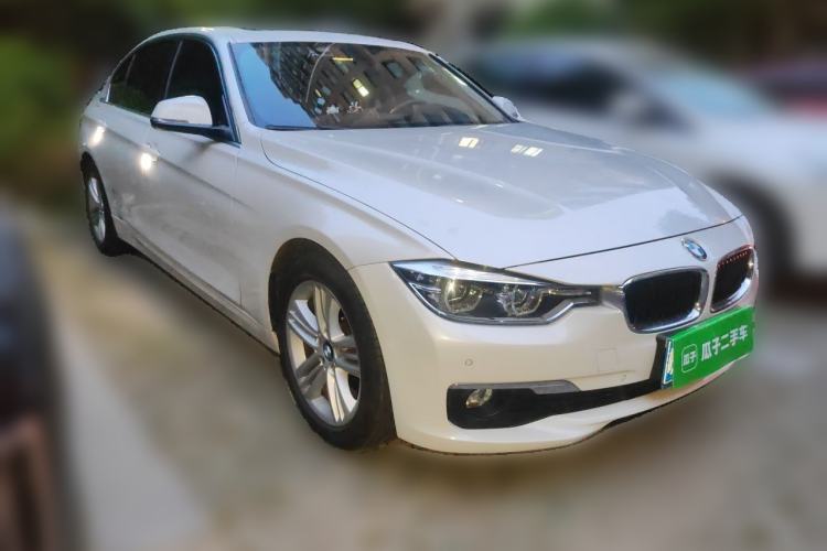 Used BMW 3 Series 2017 320Li Fashion Model Front Right 45 Deg