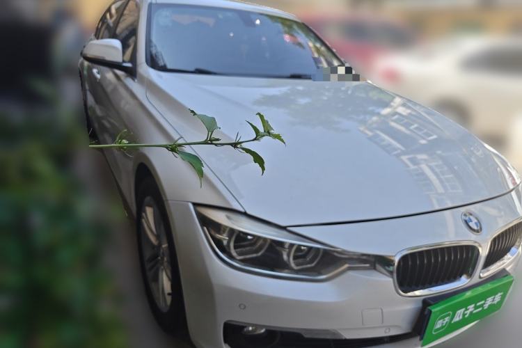 Used BMW 3 Series 2017 320Li Fashion Model Front Right 45 Deg
