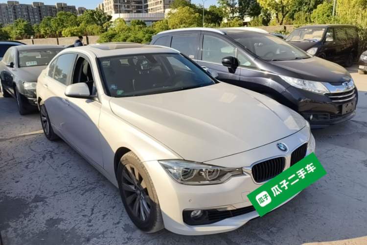 Used BMW 3 Series 2017 318Li Fashion Model Front Right 45 Deg