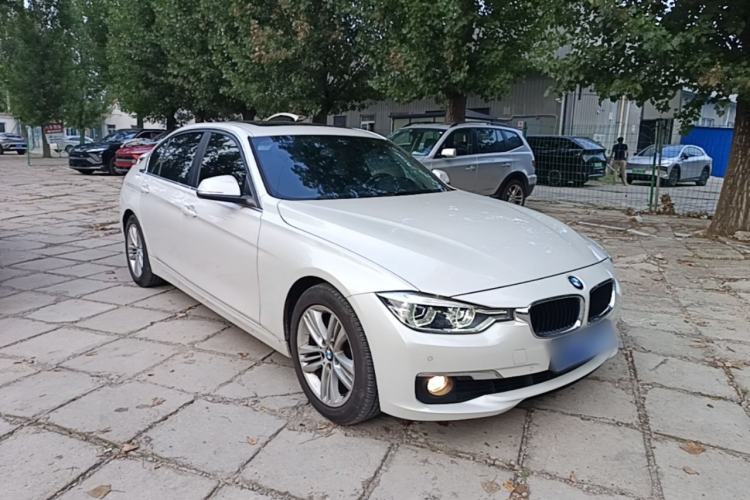 Used BMW 3 Series 2017 320Li Fashion Model Front Right 45 Deg