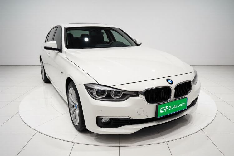 Used BMW 3 Series 2017 320Li Fashion Model Front Right 45 Deg