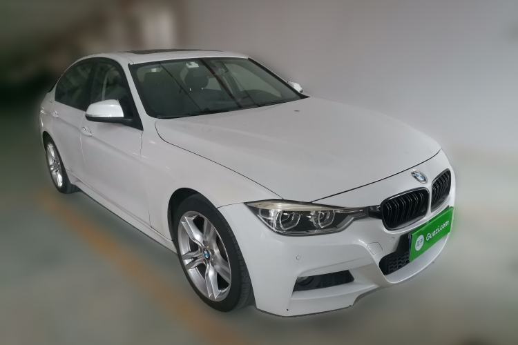 Used BMW 3 Series 2017 318i Fashion Model Front Right 45 Deg