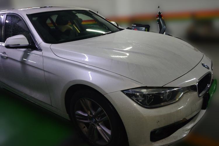 Used BMW 3 Series 2017 320Li Fashion Model Front Right 45 Deg