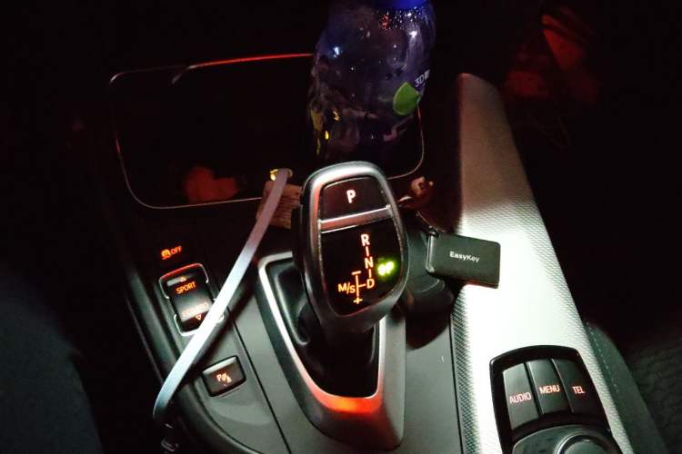 Used BMW 3 Series 2017 320i M Sport Gear Lever