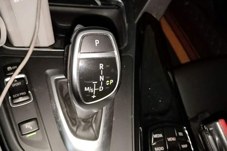Used BMW 3 Series 2017 320Li M Sport Edition Gear Lever