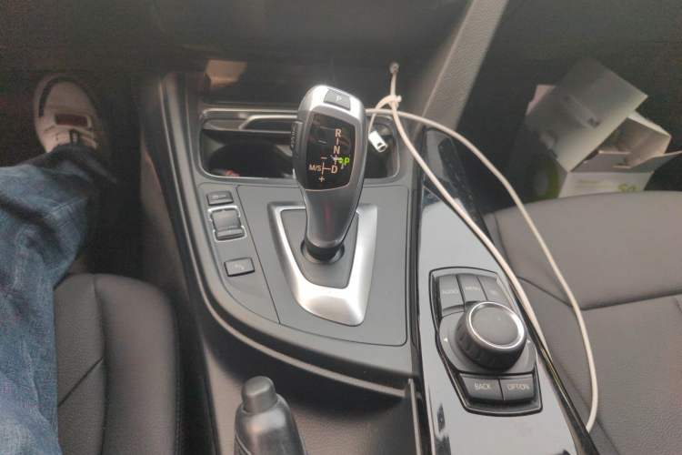 Used BMW 3 Series 2017 318Li Fashion Model Gear Lever
