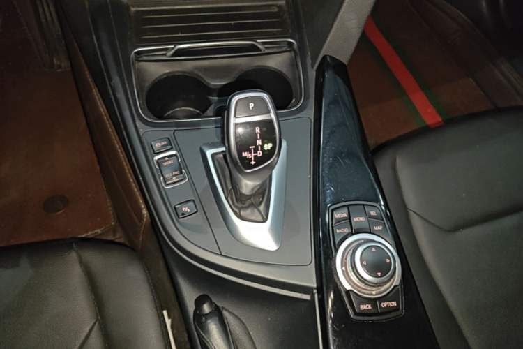 Used BMW 3 Series 2017 320Li M Sport Edition Gear Lever