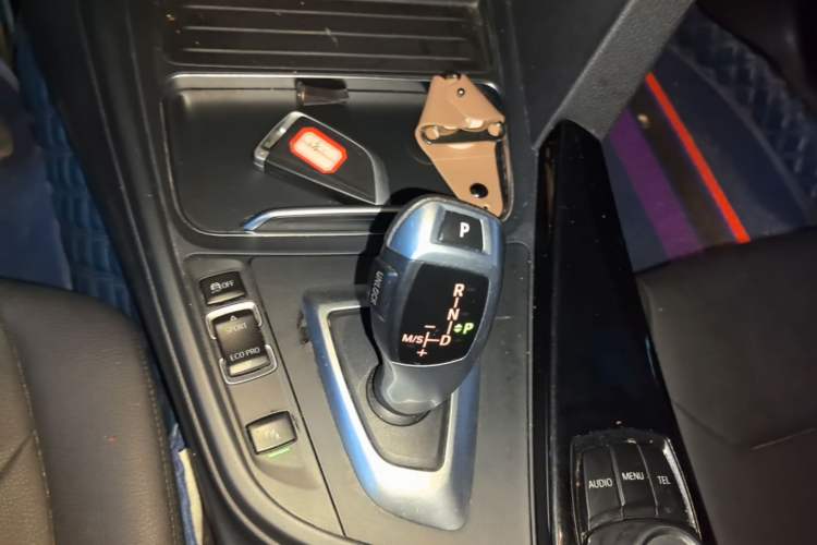 Used BMW 3 Series 2017 320Li Fashion Model Gear Lever