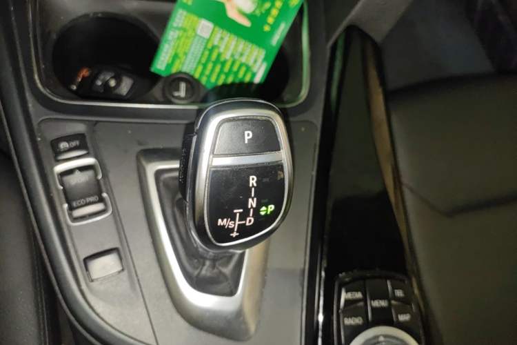 Used BMW 3 Series 2017 320Li M Sport Edition Gear Lever