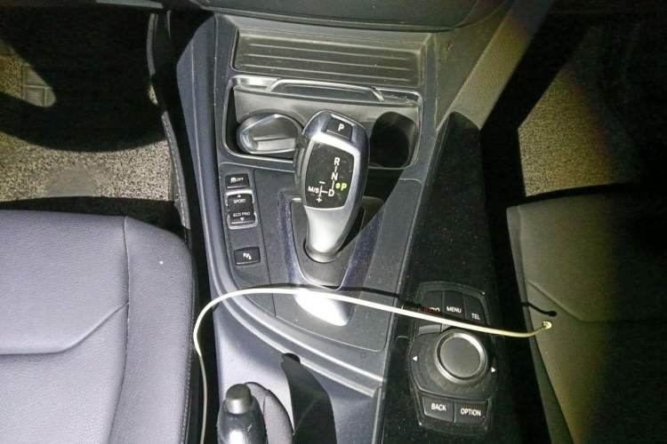 Used BMW 3 Series 2017 320Li Fashion Model Gear Lever
