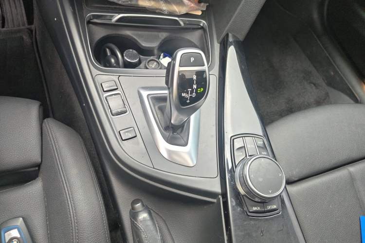 Used BMW 3 Series 2017 320Li M Sport Edition Gear Lever