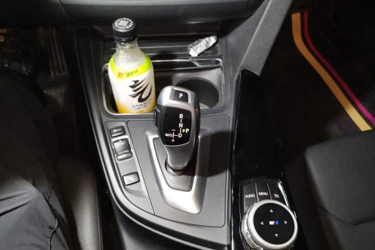 Used BMW 3 Series 2017 320Li Fashion Model Gear Lever