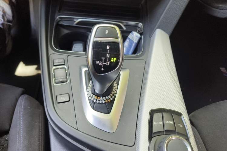 Used BMW 3 Series 2017 320i M Sport Gear Lever