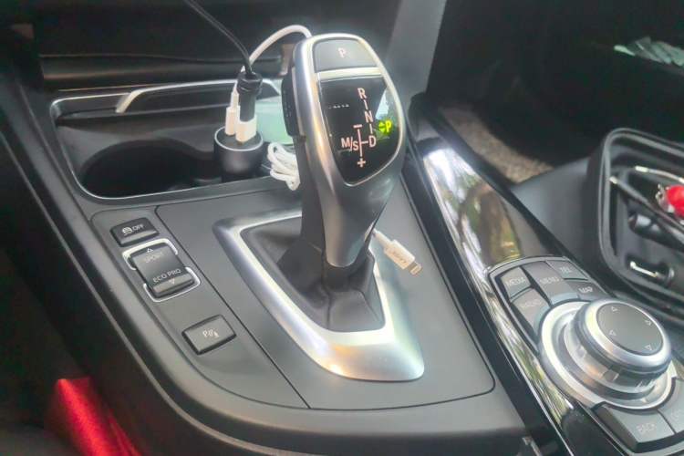 Used BMW 3 Series 2017 320Li M Sport Edition Gear Lever