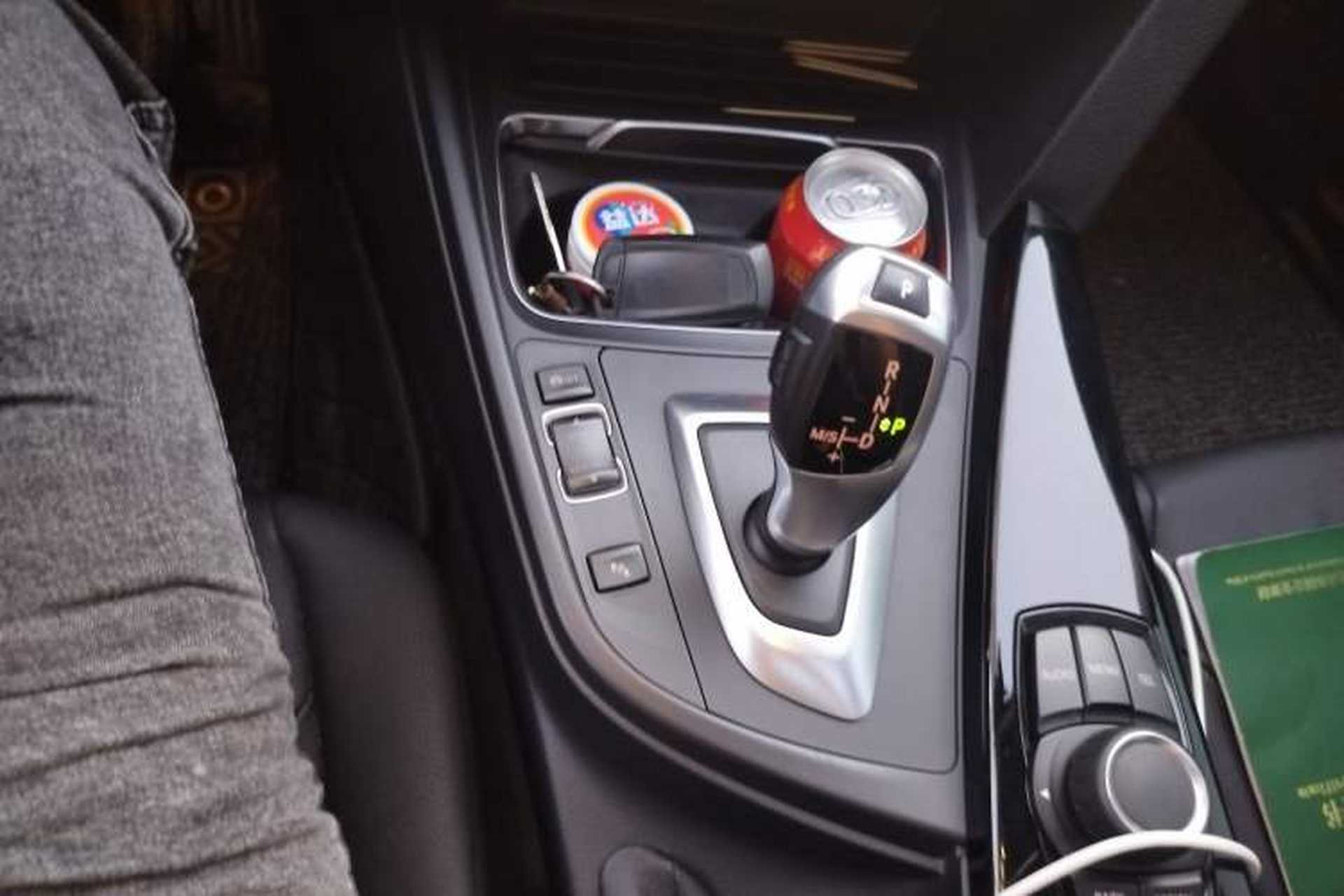 Used BMW 3 Series 2017 320Li Fashion Model Gear Lever