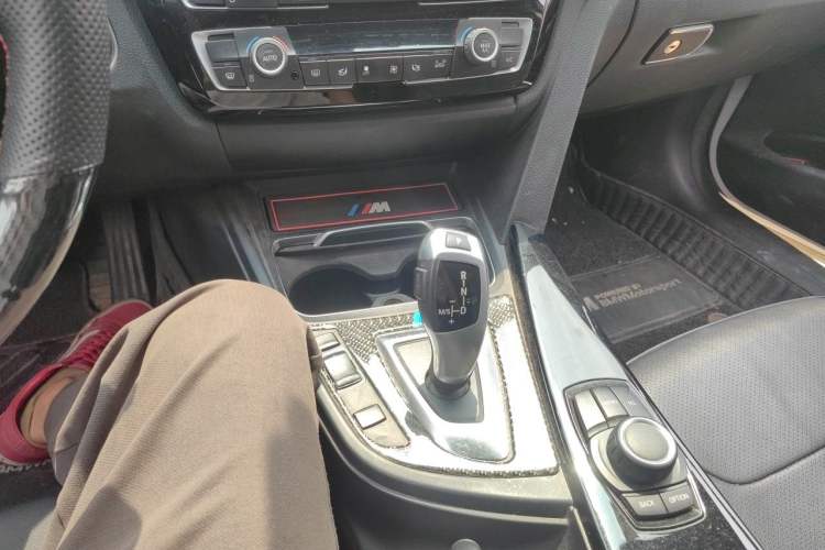Used BMW 3 Series 2017 318Li Fashion Model Gear Lever