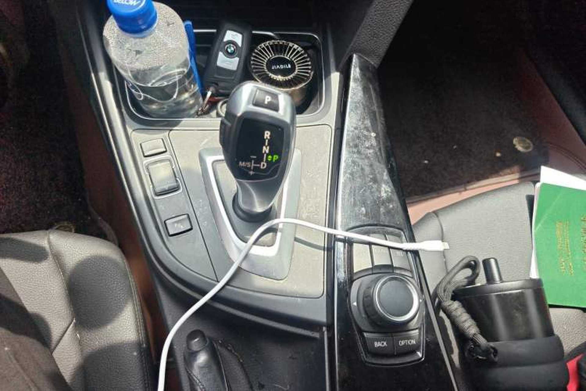 Used BMW 3 Series 2017 318Li Fashion Model Gear Lever