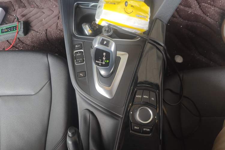 Used BMW 3 Series 2017 320Li Fashion Model Gear Lever