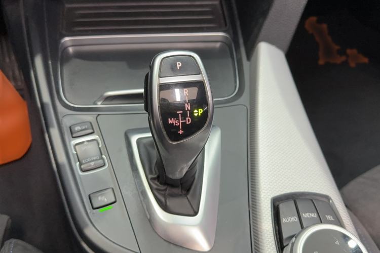 Used BMW 3 Series 2017 320i M Sport Gear Lever