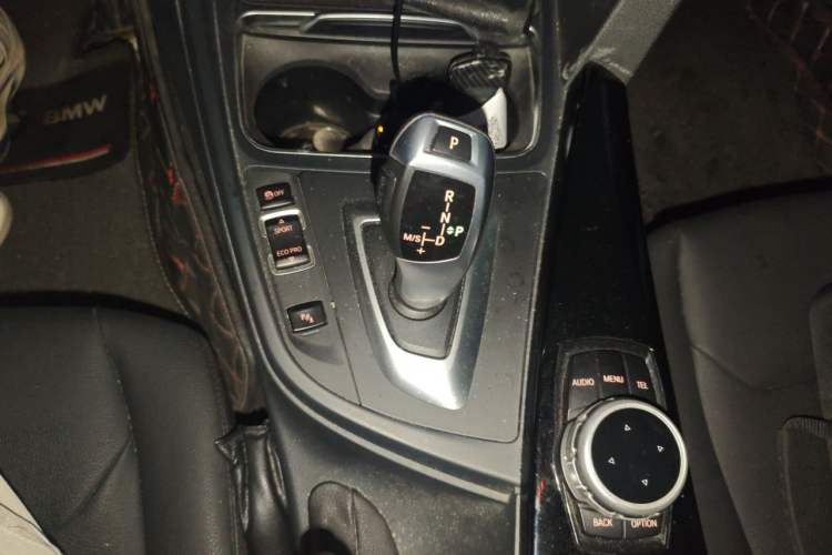 Used BMW 3 Series 2017 320Li Fashion Model Gear Lever