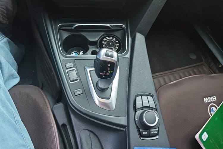 Used BMW 3 Series 2017 318Li Fashion Model Gear Lever