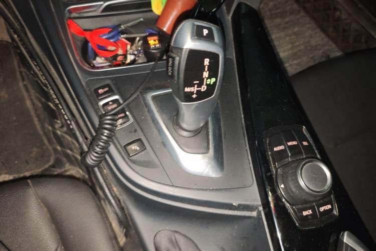 Used BMW 3 Series 2017 320Li Fashion Model Gear Lever