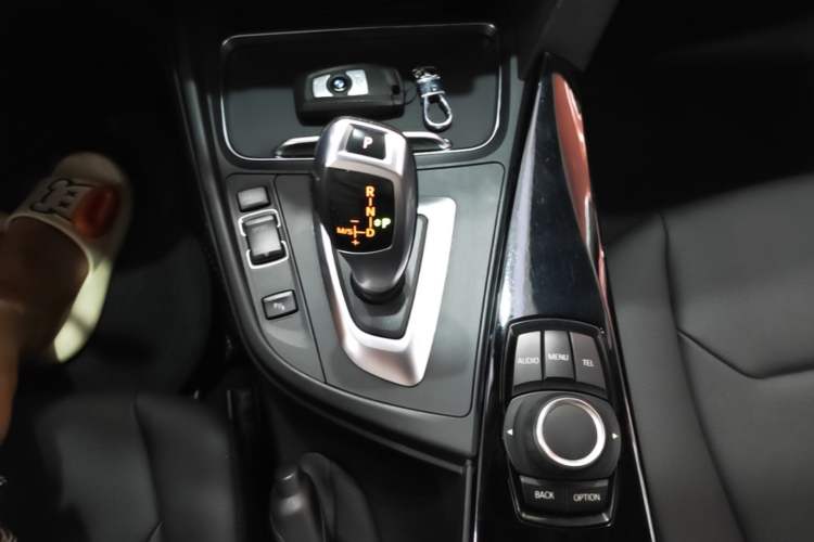 Used BMW 3 Series 2017 320Li Fashion Model Gear Lever