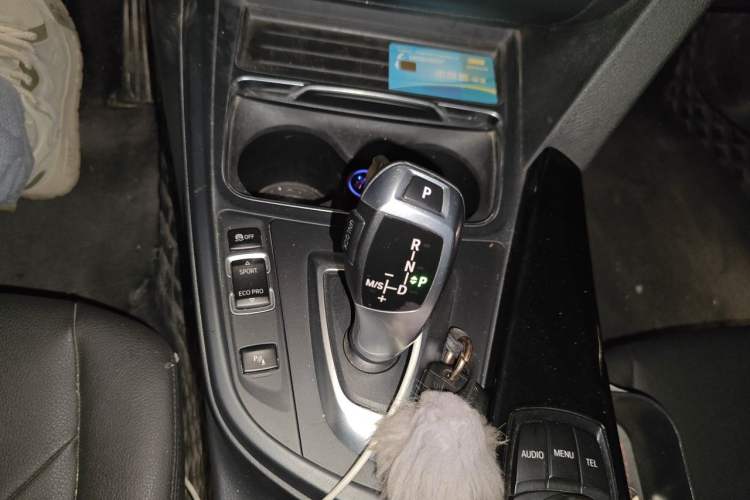 Used BMW 3 Series 2017 320Li Fashion Model Gear Lever