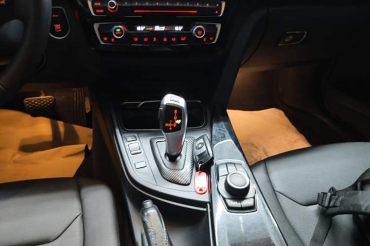 Used BMW 3 Series 2017 320Li Fashion Model Gear Lever