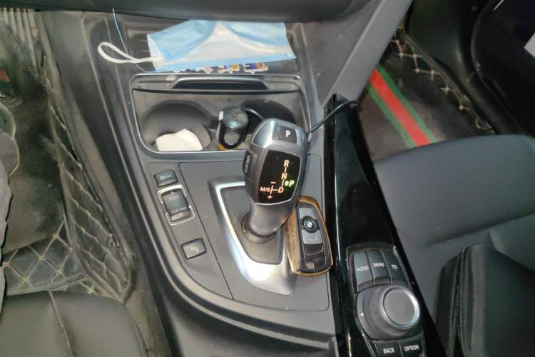 Used BMW 3 Series 2017 320Li Fashion Model Gear Lever