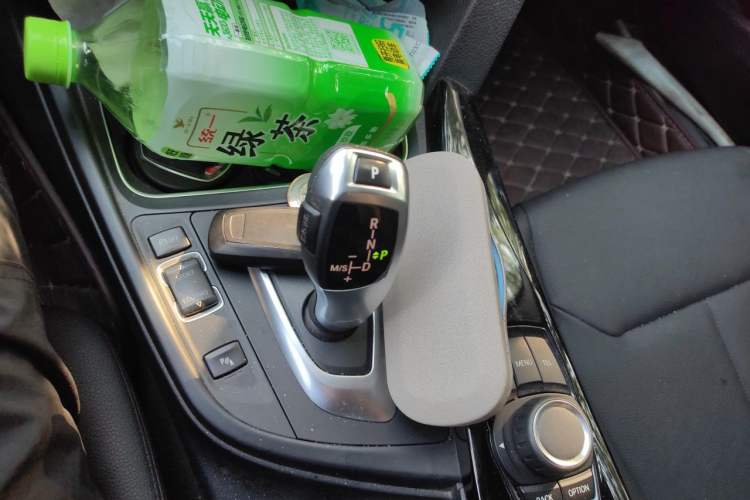 Used BMW 3 Series 2017 320Li xDrive Fashion Model Gear Lever
