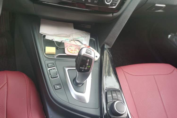 Used BMW 3 Series 2017 318Li Fashion Model Gear Lever