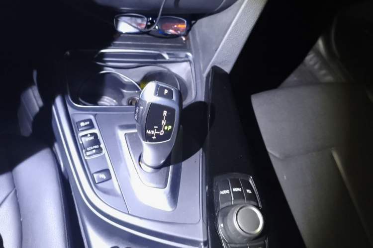 Used BMW 3 Series 2017 320Li Fashion Model Gear Lever